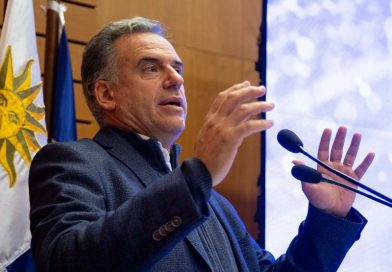 Encuesta de Equipos muestra aumento en desaprobación de la gestión de Orsi. Encuesta de Equipos muestra aumento en desaprobación de la gestión de Orsi.