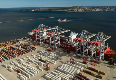 El puerto de Montevideo vuelve a quedar en el centro del conflicto: empresas advierten por el impacto en la economía El puerto de Montevideo vuelve a quedar en el centro del conflicto: empresas advierten por el impacto en la economía