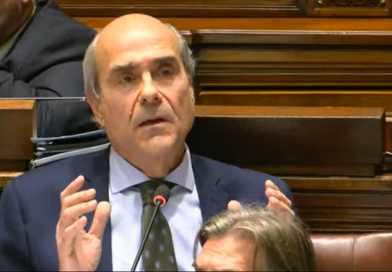 Sin comisión y sin debate: el oficialismo frenó el pedido de analizar la crisis de la Caja de Profesionales